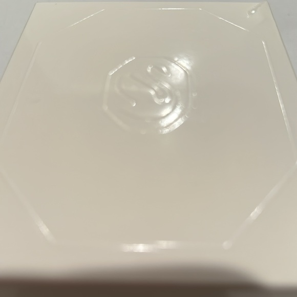 NIB Swarovski Birthday Bears. Great birthday gift for collectors of Swarovski. - Picture 11 of 12